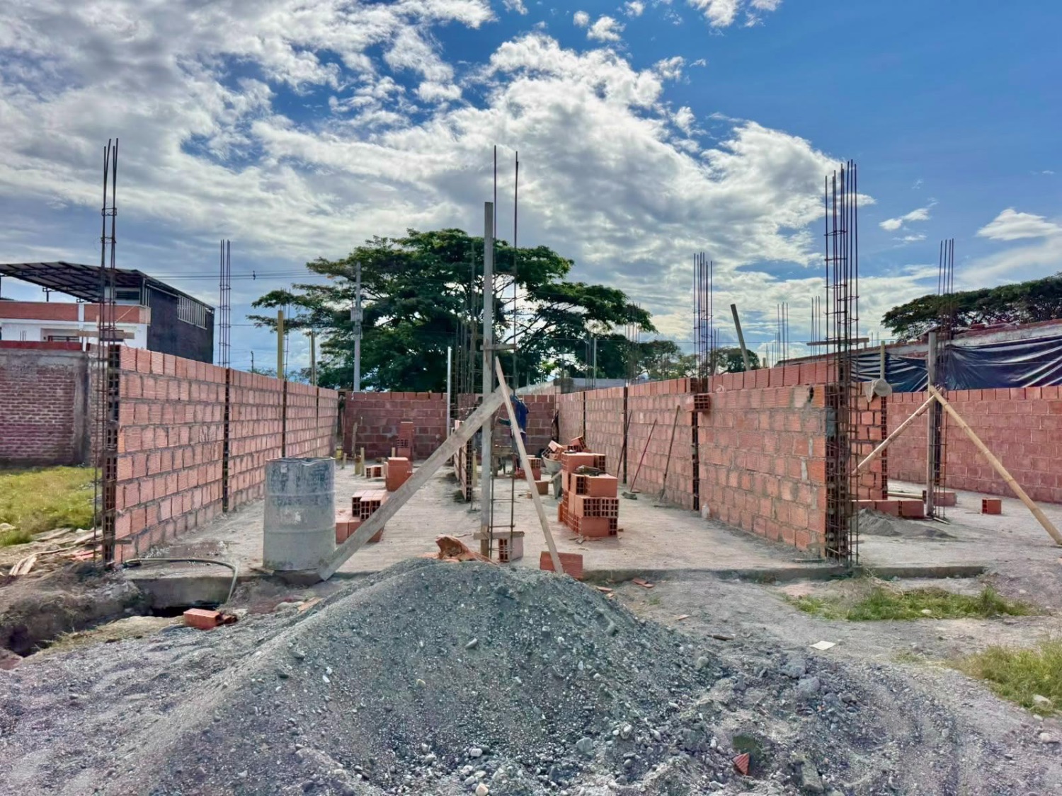 Estrenia — avance de obra